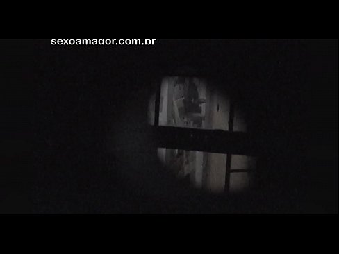 ❤️ Блонді таємно знімає на відео сусідський вуайерист, прихований за порожнистими цеглами ❤❌ Домашнє порно на порно uk.pornobot.ru ️❤
