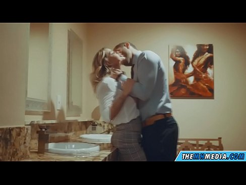 ❤️ Коли грудаста блондинка спокушає вас у громадському туалеті ❤❌ Домашнє порно на порно uk.pornobot.ru ️❤